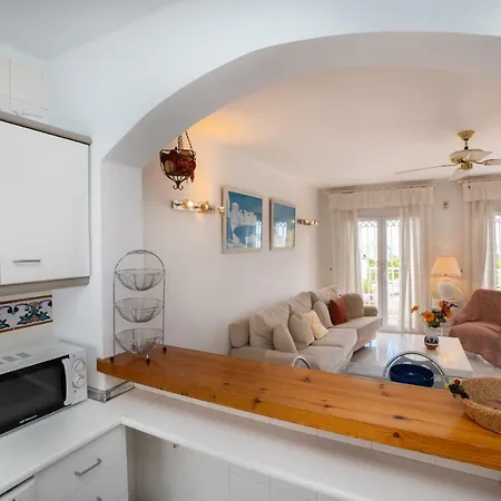 Urb. Paraiso Blanco Holiday home Nerja